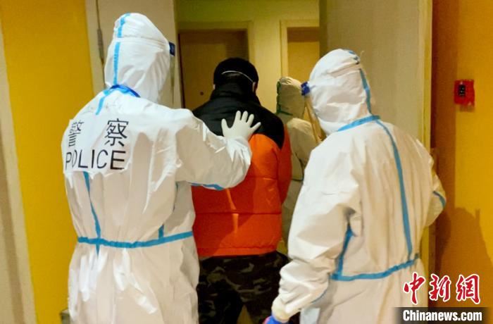 上海警方：2021年“猎狐行动”第一只“狐狸”到案