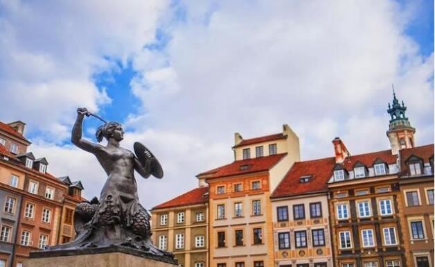 行走华沙：波兰的心脏在这里跳动