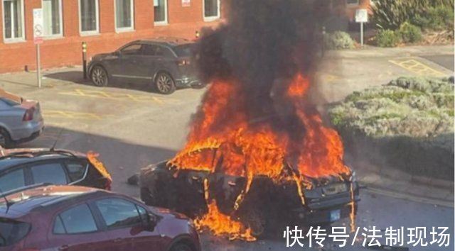 英国利物浦发生汽车爆炸 反恐警察介入调查