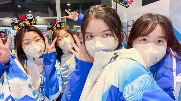 冬奥赛场中的港台志愿者：把新春祝福传递给海外