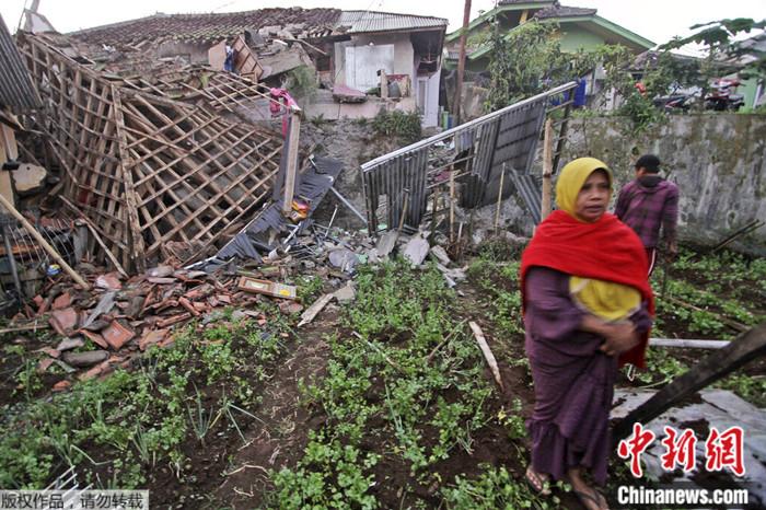 印尼地震已致162人死亡 当地官员称遇难者大多是儿童