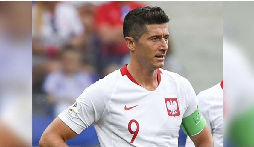 莱万连续4年当选波兰足球先生