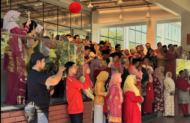 大年初七 马来西亚国立大学国际部开放日 热闹欢腾