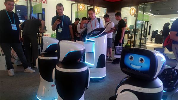 廣交會一期海外採購商超12.5萬　香港律師首次駐場執業