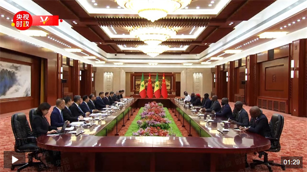 独家视频丨习近平：中国和塞内加尔是国家发展振兴道路上的朋友和伙伴