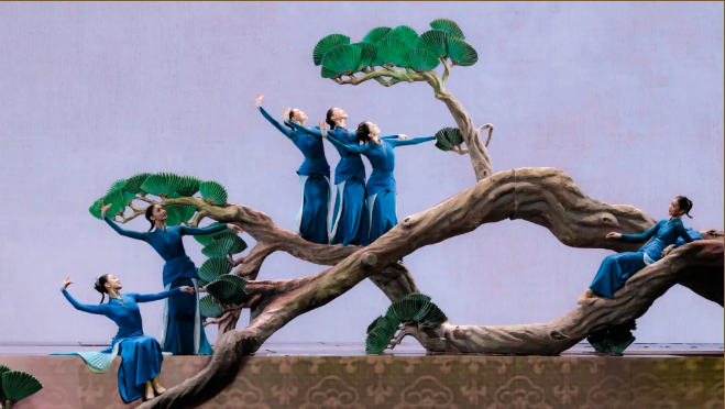 当舞蹈“装裱入画”，丹青之境绘出无尽风雅