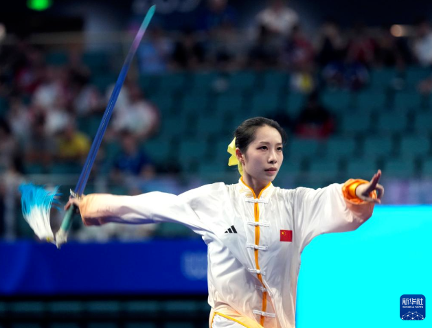 中国队首金！祝贺广东健儿卢卓灵