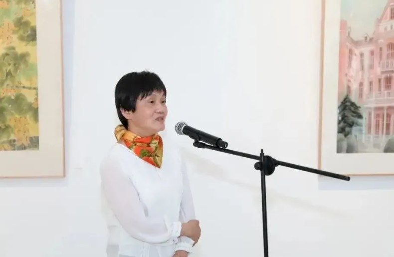 万芾“花鸟世界”中的二十四节气：白露