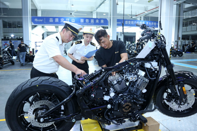 Guangdong foreign trade rises 4.2% in first 8 months, foreign-invested enterprises sustain 7-month growth