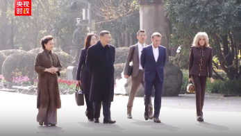 独家视频丨习近平同法国总统马克龙在成都进行友好交流