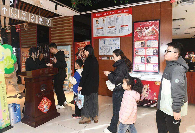 视频丨总票房突破百亿！中国电影市场领跑全球