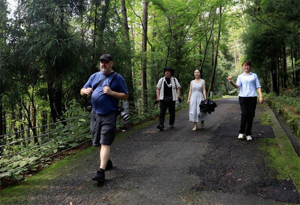 国际知名摄影师走进广元利州_深入感受“女皇故里”魅力 国际知名摄影师走进广元利州_深入感受“女皇故里”魅力