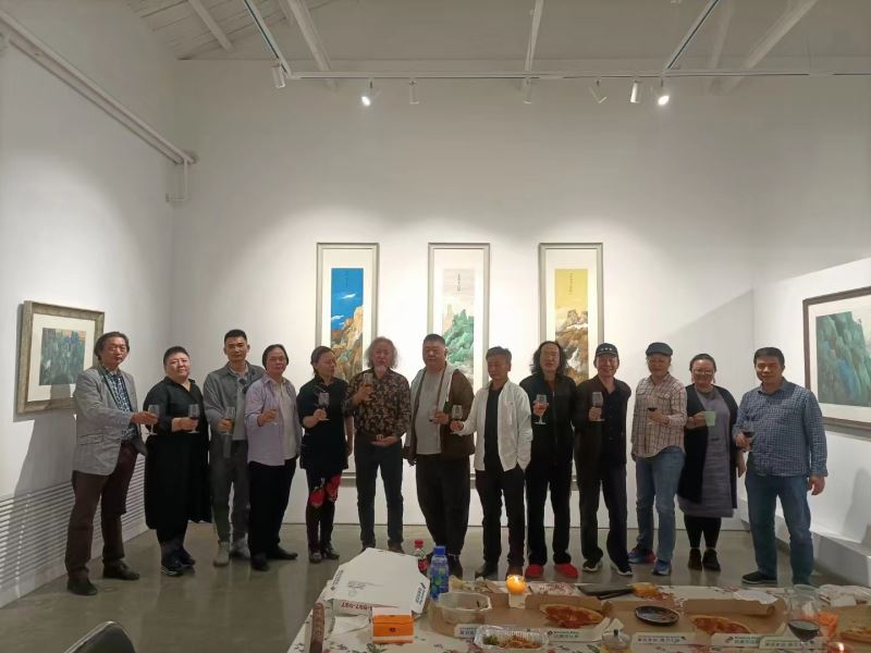 远山的呼唤_武剑飞现代重彩作品展开幕 远山的呼唤_武剑飞现代重彩作品展开幕