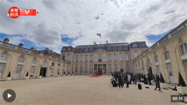 独家视频丨习近平同法国总统马克龙举行小范围会谈