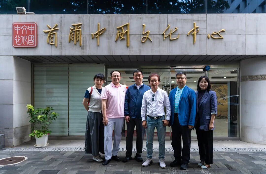 许鸿飞赴韩开展文化交流